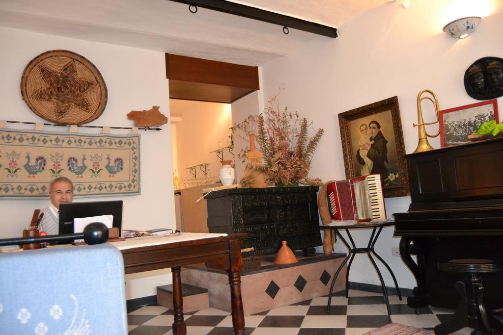 Su Cantaru Guesthouse Villanova Monteleone المظهر الخارجي الصورة